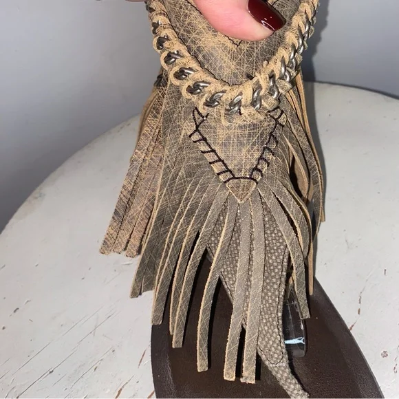 Naughty Monkey Brown Fringe Sandals 10 - Picture 8 of 16